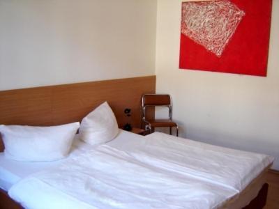 City Hotel Brémai repülőtér Szoba fotó