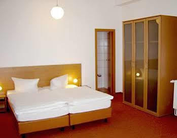 City Hotel Brémai repülőtér Kültér fotó